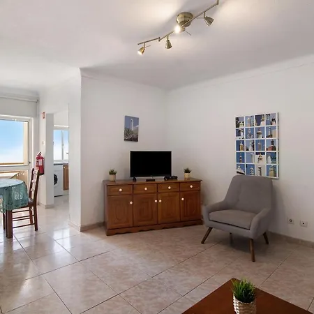 Estrela 606,Vista Mar, Com Piscina * Armação de Pêra